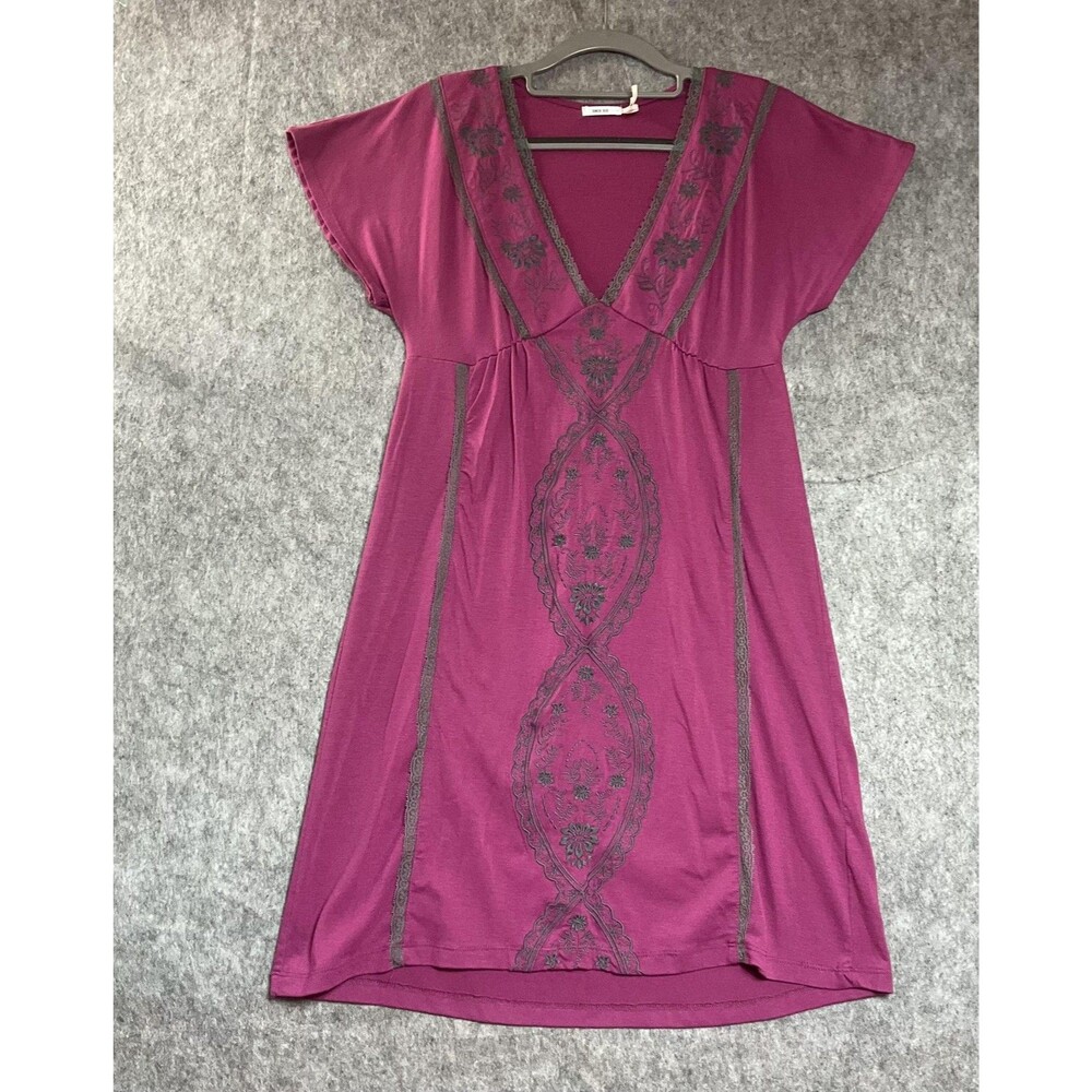 Kimchi Blue Dress Womens Small Purple Floral Embroidered Boho V Neck Casual